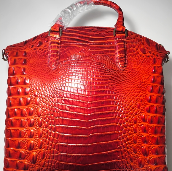 ❤️NWT BRAHMIN RADIANT RED LARGE DUXBURY GENUINE LEATHER DURABLE XBODY HANDBAG! - Picture 4 of 11